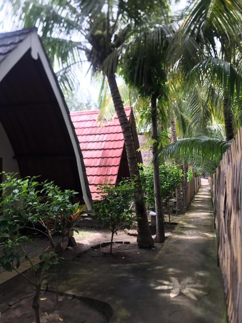 Saeri Matahari Bungalow Gili Air Exterior foto